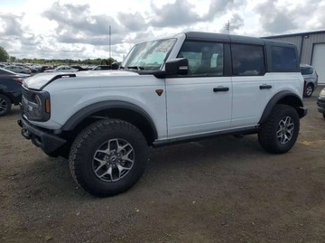Ford 2024 Ford Bronco 2.7 V6 335 KM, Badlands, 4x4, male uszkodzenia, znikomy przebi