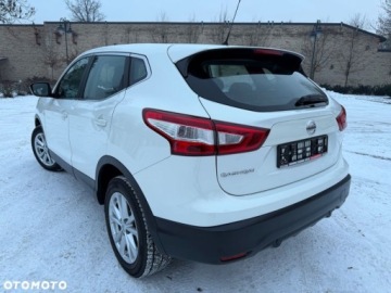 Nissan Qashqai II Crossover 1.2 DIG-T 115KM 2015 Nissan Qashqai Nissan Qashqai 1.2 DIG-T N-Vision 1.2 Benzyna 115KM, zdjęcie 11
