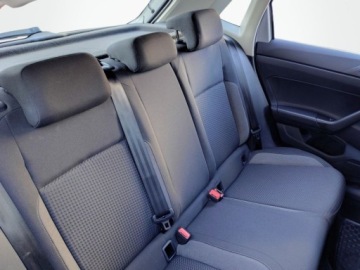 Volkswagen Polo VI Hatchback 5d Facelifting 1.0 TSI 95KM 2022 Volkswagen Polo Kamera Cofania Podgrzewane fotele Salon Polska Benzyna, zdjęcie 19