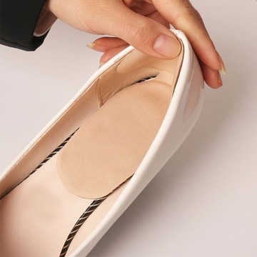 ПОДПЯТОЧНИКИ, ПЕННЫЕ ПОДПЯТОЧНИКИ, смягчающие пятку.