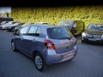 Toyota Yaris II Hatchback 5d 1.33 Dual VVT-i 101KM 2011 Toyota Yaris 1.3 Stan b.dobry Bez rdzy i korozji!!, zdjęcie 15