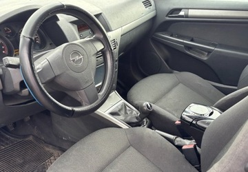 Opel Astra H Hatchback 5d 1.4 TWINPORT ecoFLEX 90KM 2006 Opel Astra 2006 r. 1.4 Benzyna 90KM, zdjęcie 8
