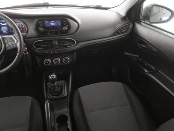 Fiat Tipo II Hatchback Facelifting 1.4 Fire 95KM 2021 Fiat Tipo 1.4 16V, Salon Polska, VAT 23%, Klima, zdjęcie 7