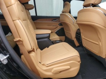 Jeep Grand Cherokee V 2023 Jeep Grand Cherokee L Summit 2023 3.6l 3.6 Benzyna 293KM, zdjęcie 11