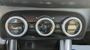 Alfa Romeo Giulietta Nuova II Hatchback 5d 1.6 JTD 16v 105KM 2013 Alfa Romeo Giulietta 1.6JTDm2*105PS*OPŁACONY*, zdjęcie 24