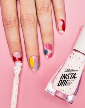 Лак для ногтей Sally Hansen Insta Dri Sprinkle Sprinkl 117
