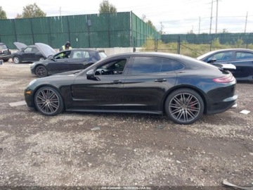 Porsche Panamera II Executive 3.0 330KM 2019 Porsche Panamera 4 2019 3.0l 3.0 Benzyna 330KM, zdjęcie 2