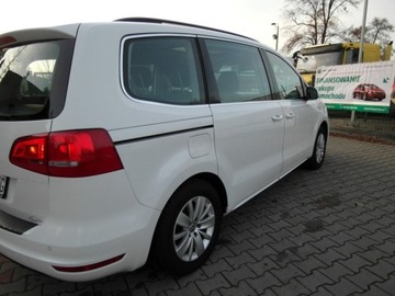 Volkswagen Sharan II Van 2.0 TDI-CR BMT 140KM 2012 Volkswagen Sharan Xenon Led Szklany Dach Klimatronik 2.0 Diesel 140KM, zdjęcie 15