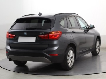 BMW X1 F48 2016 BMW X1 sDrive18d, Automat, Navi, Klima, zdjęcie 4