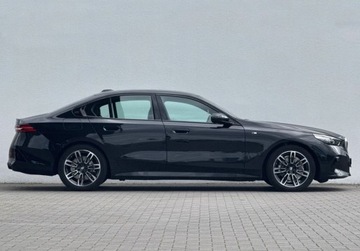 BMW Seria 5 G90-91 Touring 2.0 520d 197KM 2024 BMW Seria 5 520d xDrive M Pakiet 197KM Gwarancja Digital Key 23 2.0 Diesel, zdjęcie 2