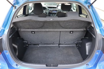 Toyota Yaris III Hatchback 5d Facelifting 2017 1.5 Dual VVT-iE 111KM 2018 Toyota Yaris 1.5 Dual VVT-i, Salon Polska, zdjęcie 13