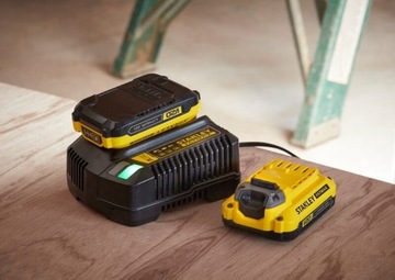 Зарядное устройство Stanley FATMAX SFMCB12 18V v20
