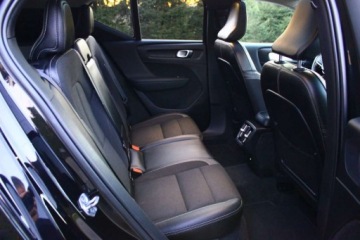 Volvo XC40 Crossover 2.0 D3 150KM 2019 Volvo XC 40 D3 150KM Panorama dachKamery 360NaviAlu 19 caliLadne Auto FV23, zdjęcie 34