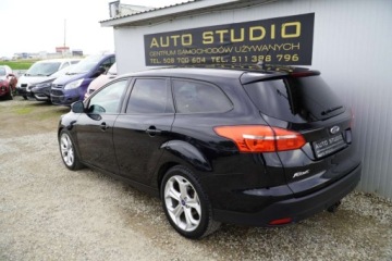 Ford Focus III Kombi Facelifting 1.5 TDCi 120KM 2017 Ford Focus Duza NaviAsystenty Martwe PoleGrzane FoteleKierownicaFull Serwis, zdjęcie 32