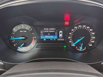 Ford Mondeo V Sedan 2.0 TDCi 150KM 2017 Ford Mondeo 2.0 TDCi 150KM Trend MK5 Podgrzewana szyba Salon PL 2.0, zdjęcie 13