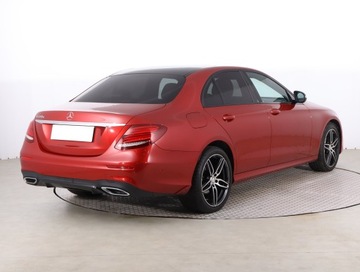 Mercedes Klasa E W213 Limuzyna 2.0 220d 194KM 2016 Mercedes E E 220 d, Salon Polska, Serwis ASO, zdjęcie 4