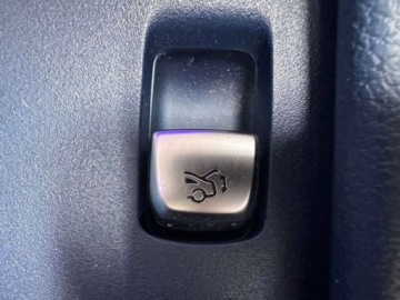 Mercedes Klasa E W213 Coupe Facelifting 2.0 E220d 194KM 2020 Mercedes-Benz Klasa E E 220 d 4MATIC Coupe AMG Panorama Burmester Wide, zdjęcie 27