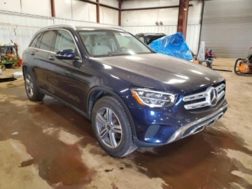 Mercedes GLC C253 2021 Mercedes-Benz GLC 300 4Matic 2021 2.0 Benzyna 248KM, zdjęcie 4