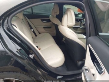 Mercedes Klasa C W206 2022 Mercedes-Benz Klasa C MERCEDES-BENZ C 300 SEDAN 2.0 Benzyna 255KM, zdjęcie 9