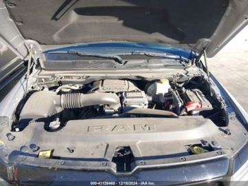  RAM 1500 2021r., Laramie, od ubezpieczalni 5.7 Benzyna 395KM, zdjęcie 10