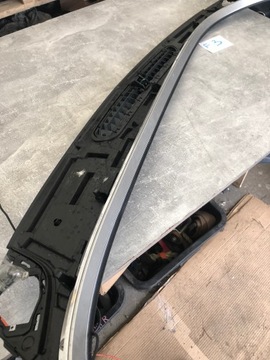 AUDI A8 4H LISTWA PODSZYBIE NA KONSOLE 4H1857051