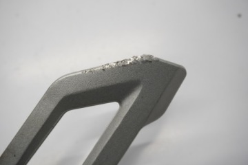 BMW F 900 GS 24- ПРАВАЯ ЗАДНЯЯ ДЕКОРАТИВНАЯ КРЫШКА