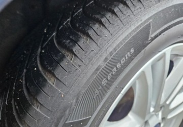 Ford C-MAX II Minivan 1.0 EcoBoost 125KM 2013 Ford C-MAX 1.0B 125KM.6Bieg.Parkasist Grzana SzybaFotele Faktura.Gw 125KM, zdjęcie 1