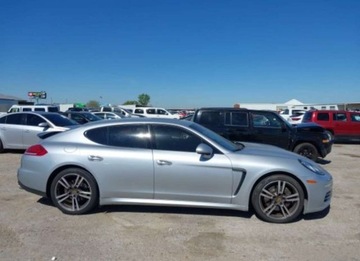 Porsche Panamera I Limuzyna Facelifting 3.6 310KM 2015 Porsche Panamera 2015, 3.6L, po gradobiciu, zdjęcie 2