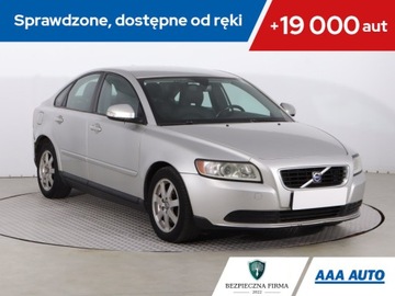 Volvo S40 II 2.0 D 136KM 2009