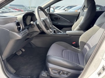 Toyota C-HR II SUV Plug-In 2.0 Hybrid Dynamic Force Plug-in  223KM 2025 Toyota C-HR 2.0 PHEV Executive 2.0 PHEV Executive|, zdjęcie 12