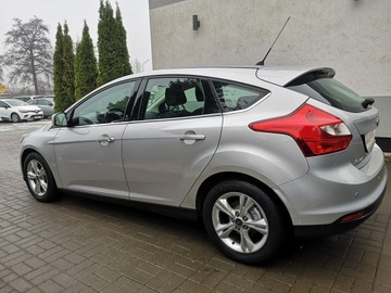 Ford Focus III Hatchback 5d 1.0 EcoBoost 125KM 2012 Ford Focus 1.0 12v 125KM Klimatr Navi ALU Isofix, zdjęcie 8
