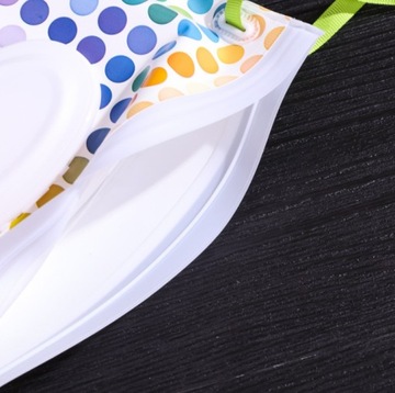 МНОГОРАЗОВЫЙ ФУТЛЯР ДЛЯ ВЛАЖНЫХ САЛФЕТОК