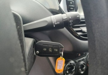 Peugeot 208 I Hatchback 3d 1.0 VTI 68KM 2014 Peugeot 208 Tylko 91.000km Bogata wersja Benzyna 68KM, zdjęcie 13