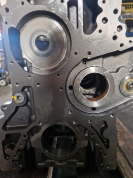 БЛОК ДВИГАТЕЛЯ MERCEDES OM460 OM457