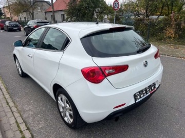 Alfa Romeo Giulietta Nuova II Hatchback 5d 1.4 TB 16v Mair 170KM 2011 Alfa Romeo Giulietta LEDY KLIMATYZACJA EL.SZYBY GRZANE FOTELE TEMPOMAT E.L, zdjęcie 1