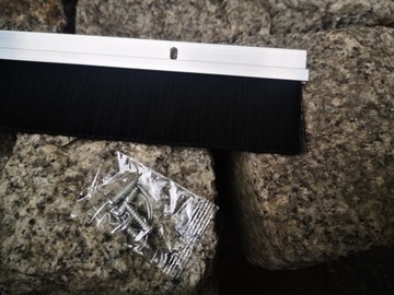 5x ЩЕТКА ДЛЯ УПЛОТНЕНИЯ ДВЕРИ 1М 34ММ