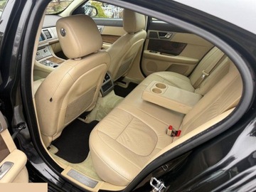 Jaguar XF I Sedan 3.0D V6 S 275KM 2010 Jaguar XF 3.0 V6 S 275KM 2010r, zdjęcie 12