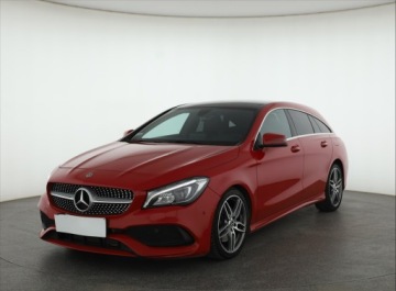 Mercedes CLA C117 Shooting Brake Facelifting 2.0 220 184KM 2018 Mercedes CLA 220 4MATIC, Salon Polska, 4X4, zdjęcie 1