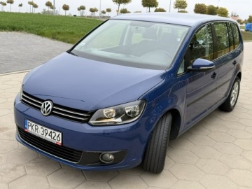 Volkswagen Touran II 1.6 TDI 105KM 2010 Volkswagen Touran 1.6TDI 2010 Zarejestrowany Klima, zdjęcie 2
