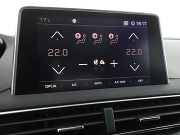 Peugeot 3008 II Crossover 1.5 BlueHDI 130KM 2018 Peugeot 3008 GT-Line automat navi kamera panorama, zdjęcie 26