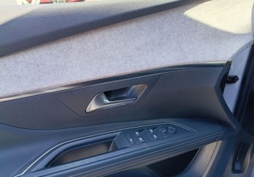 Peugeot 5008 II Crossover Facelifting 1.5 BlueHDi 130KM 2023 Peugeot 5008 GT EAT8 Jak Nowy 1.5 Diesel 130KM, zdjęcie 10