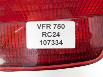 HONDA VFR 750 RC24 ЗАДНИЙ ФОНАРЬ