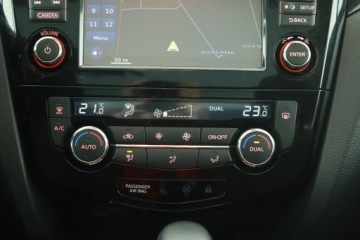 Nissan Qashqai II Crossover 1.2 DIG-T 115KM 2017 Nissan Qashqai 1.2 DIG-T, Salon Polska, Automat, zdjęcie 10