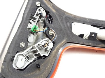 SVĚTLO LEVÝ ZADNÍ VOLVO C30 06-12R.