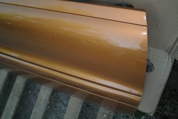 VOLVO C70 I DRZWI PRAWE