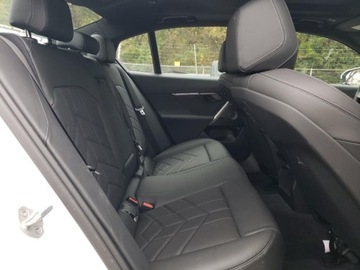 BMW Seria 5 G90-91 2024 BMW Seria 5 530 XI 2024 2.0l 2.0 Benzyna 255KM, zdjęcie 10