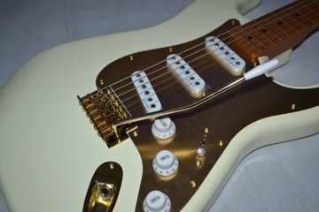 HARLEY BENTON ST-62 DLX OW ГИТАРА STRATOCASTER