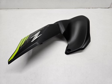 KAWASAKI Z900 20-24r OWIEWKA BOK NAKŁADKA OSŁONA ZBIORNIKA PRAWA