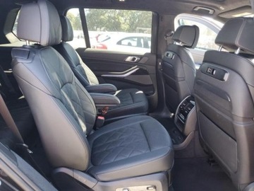 BMW X7 2024 BMW X7 2024, 3.0L, 4x4, porysowany lakier, zdjęcie 9