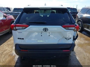 Toyota 2024 Toyota RAV4 2024r., XLE, od ubezpieczalni 2.5 Benzyna 203KM, zdjęcie 5